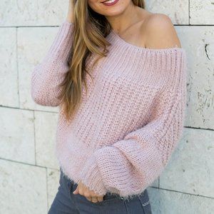 Cropped Fuzzy Chunky Knit  Long Sleeve Sweater